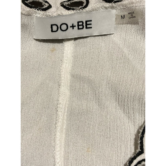 Do+Be Tank Top Women's M Ivory Solid Sleeveless Lace Up V Neck Waterfall Blouse - Picture 4 of 6